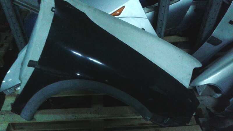 ALETA DELANTERA DERECHA