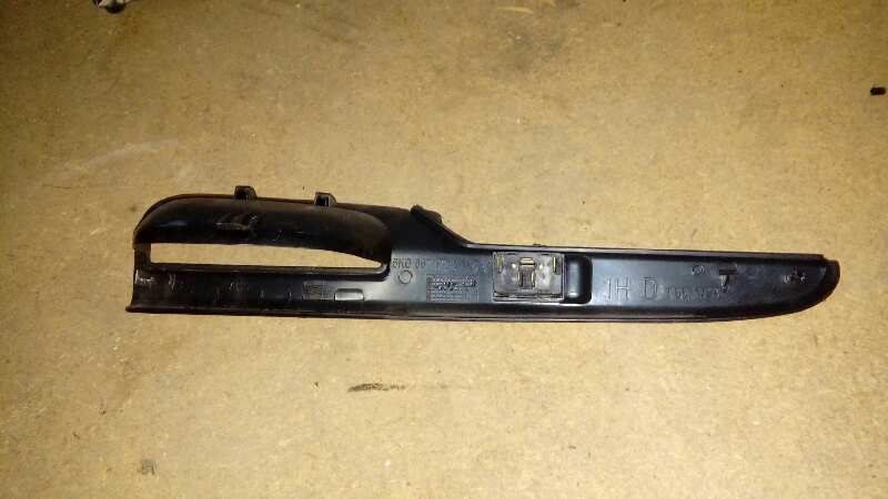 MANDO ELEVALUNAS DELANTERO DERECHO