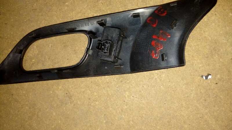 MANDO ELEVALUNAS DELANTERO DERECHO