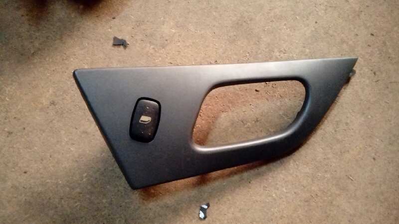 MANDO ELEVALUNAS TRASERO IZQUIERDO