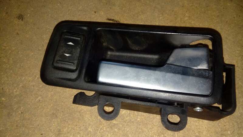 MANETA INTERIOR DELANTERA DERECHA