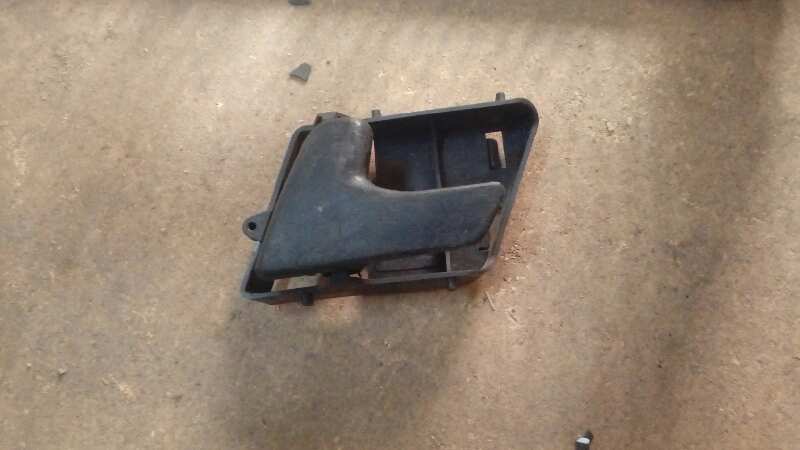 MANETA INTERIOR DELANTERA IZQUIERDA