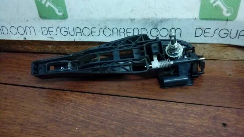 MANETA EXTERIOR DELANTERA IZQUIERDA