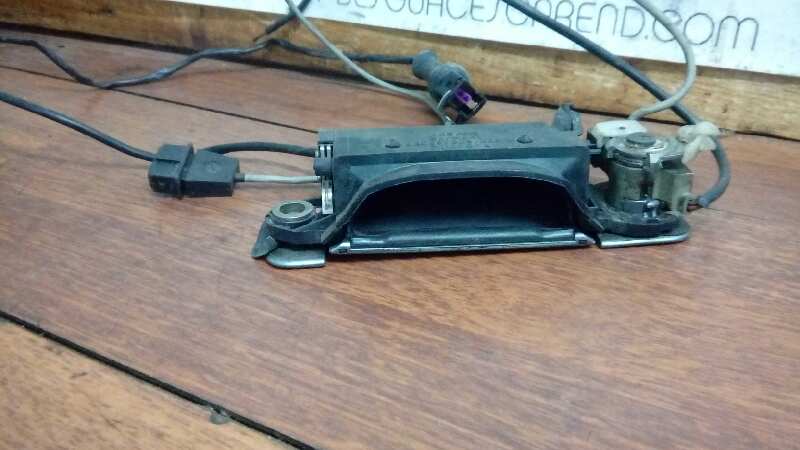 MANETA EXTERIOR DELANTERA DERECHA