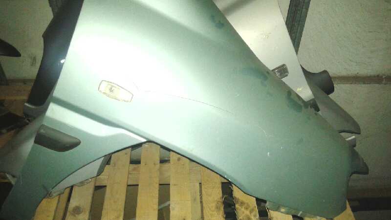 ALETA DELANTERA DERECHA