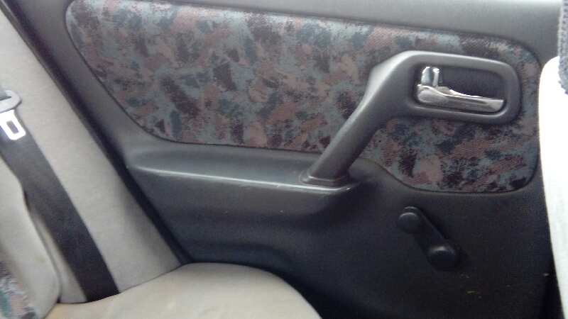 ELEVALUNAS TRASERO IZQUIERDO