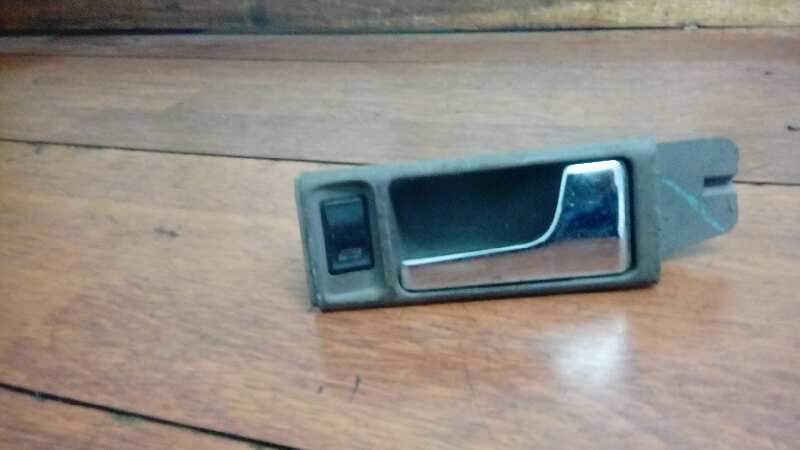 MANETA INTERIOR DELANTERA DERECHA