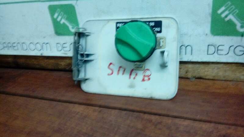 TAPA EXTERIOR COMBUSTIBLE