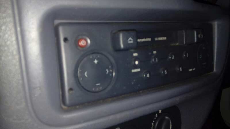 SISTEMA AUDIO - RADIO CD