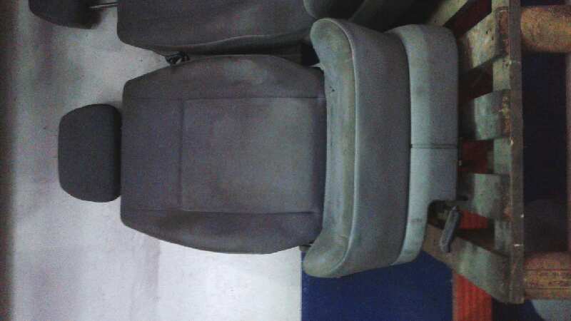 ASIENTO DELANTERO IZQUIERDO
