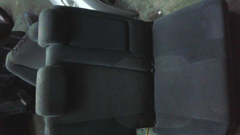 ASIENTO TRASERO MEDIO