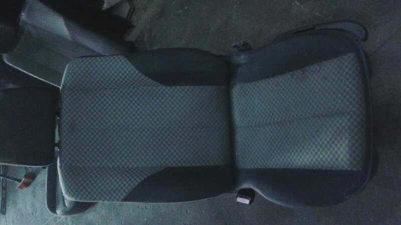 ASIENTO DELANTERO IZQUIERDO