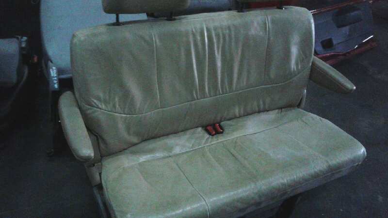 ASIENTO TRASERO MEDIO