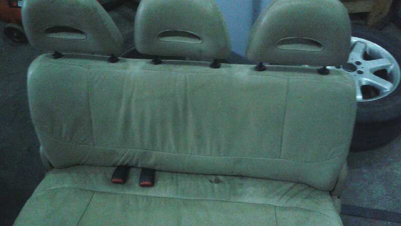 ASIENTO TRASERO MEDIO