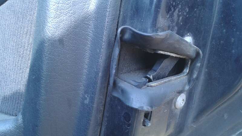 CERRADURA PUERTA TRASERA DERECHA 