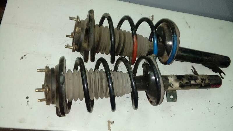 JUEGO AMORTIGUADORES DELANTERO