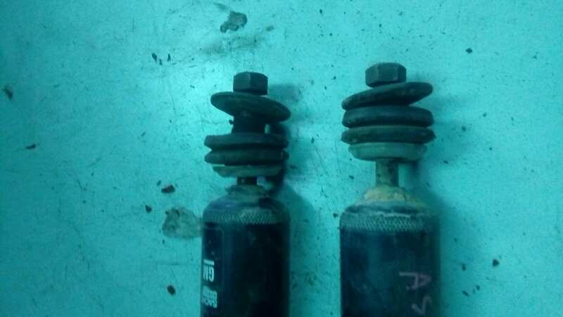 JUEGO AMORTIGUADORES TRASERO