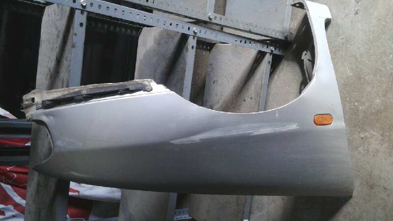 ALETA DELANTERA DERECHA