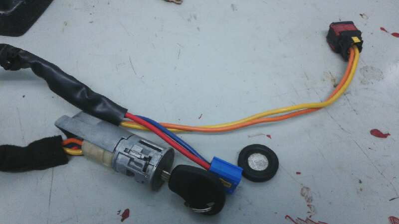 CONMUTADOR DE ARRANQUE