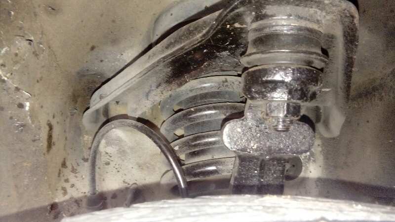 AMORTIGUADOR DELANTERO IZQUIERDO