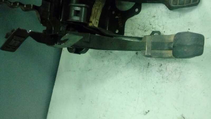 PEDAL EMBRAGUE
