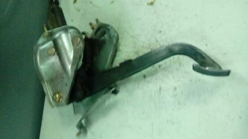 PEDAL EMBRAGUE