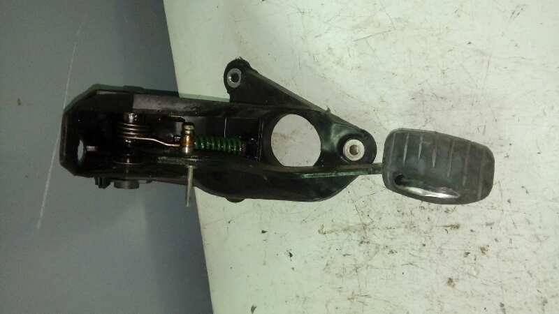 PEDAL EMBRAGUE