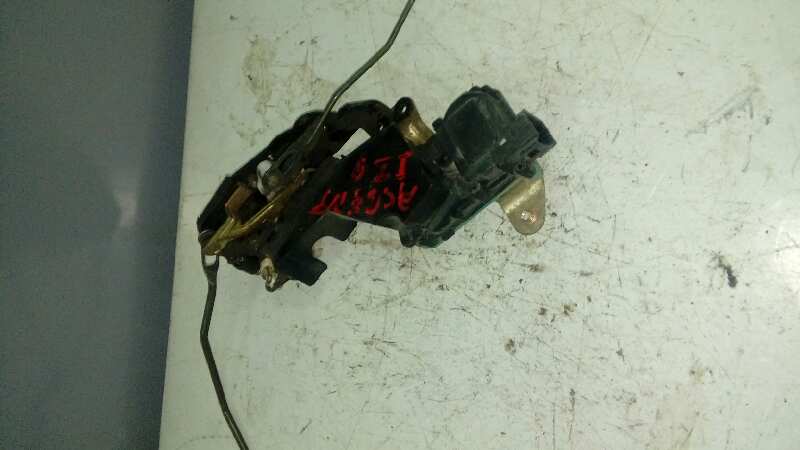 CERRADURA PUERTA DELANTERA IZQUIERDA 