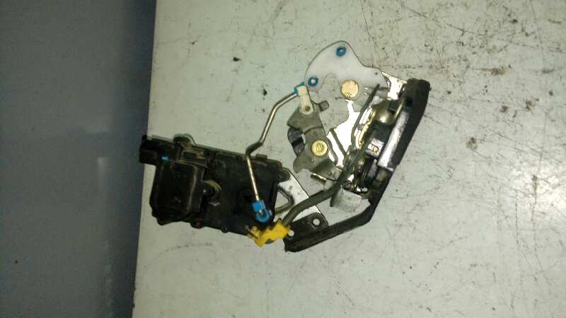 CERRADURA PUERTA TRASERA IZQUIERDA 