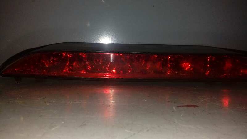 LUZ CENTRAL DE FRENO