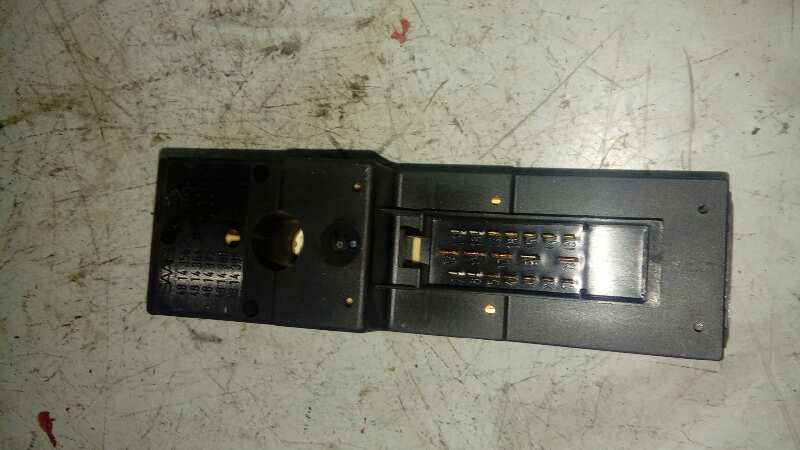 MANDO ELEVALUNAS DELANTERO IZQUIERDO 