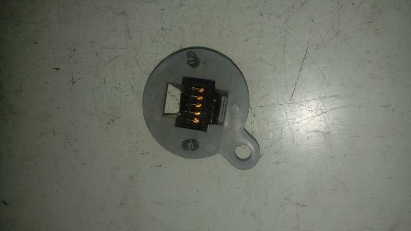 MANDO ELEVALUNAS TRASERO DERECHO