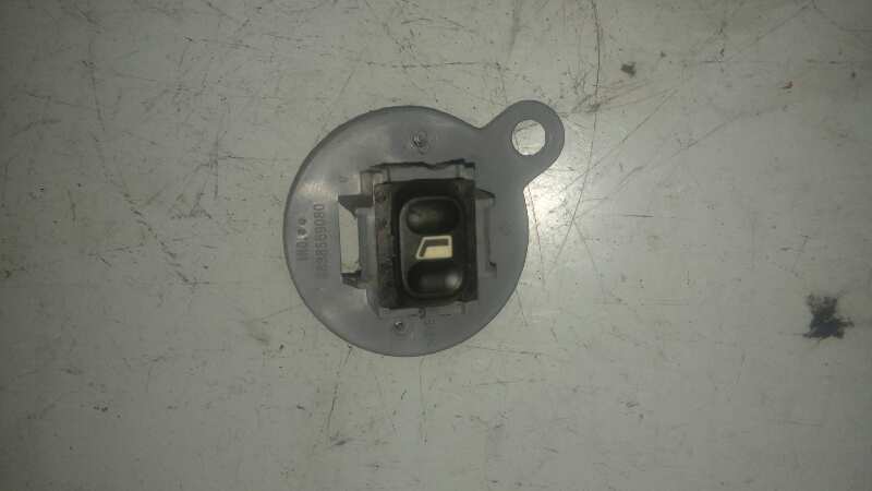 MANDO ELEVALUNAS TRASERO DERECHO