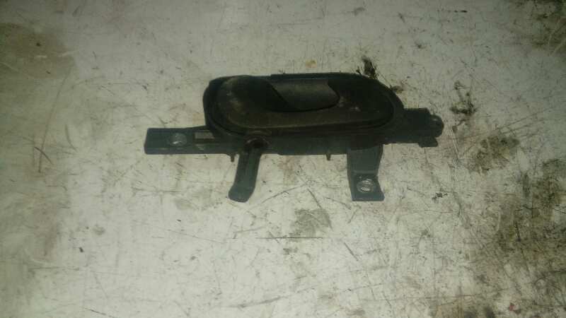 MANETA INTERIOR DELANTERA IZQUIERDA