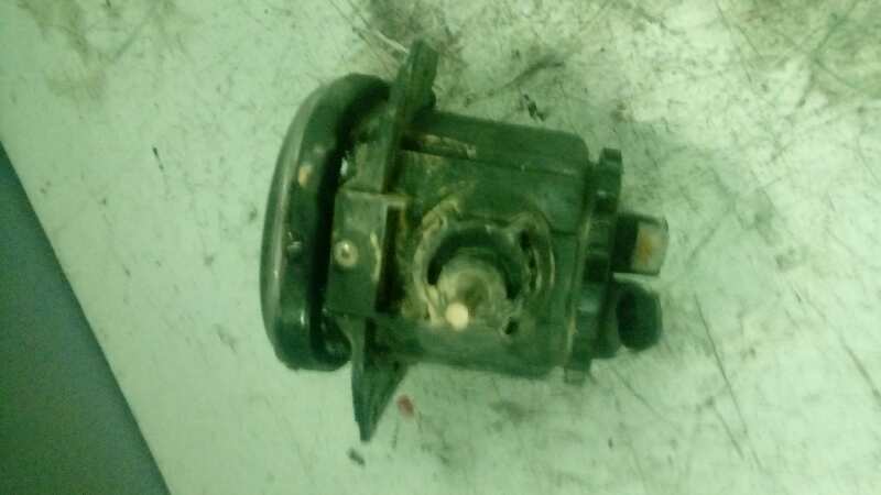 FARO ANTINIEBLA IZQUIERDO