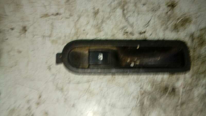 MANDO ELEVALUNAS TRASERO DERECHO