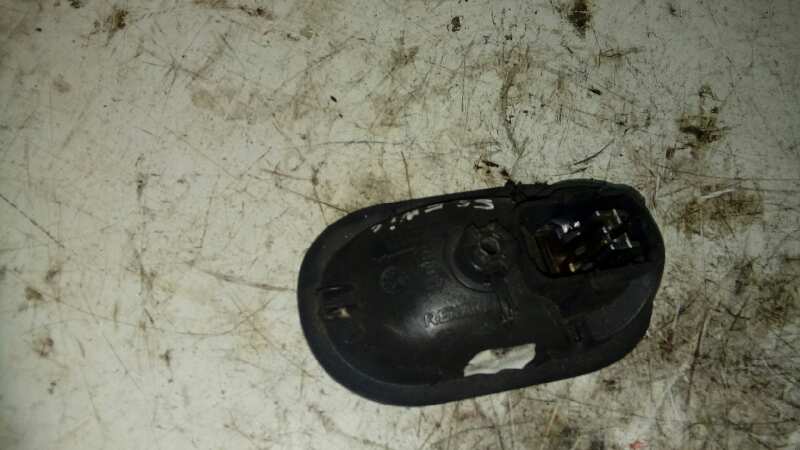 MANETA INTERIOR DELANTERA IZQUIERDA