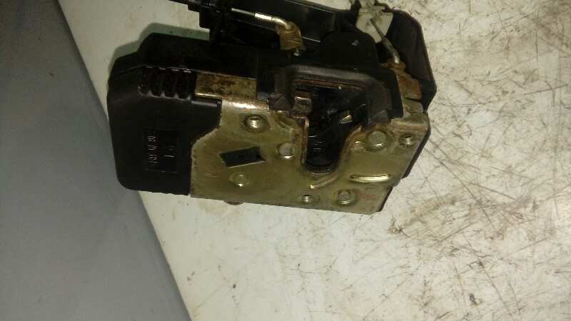 CERRADURA PUERTA DELANTERA IZQUIERDA 