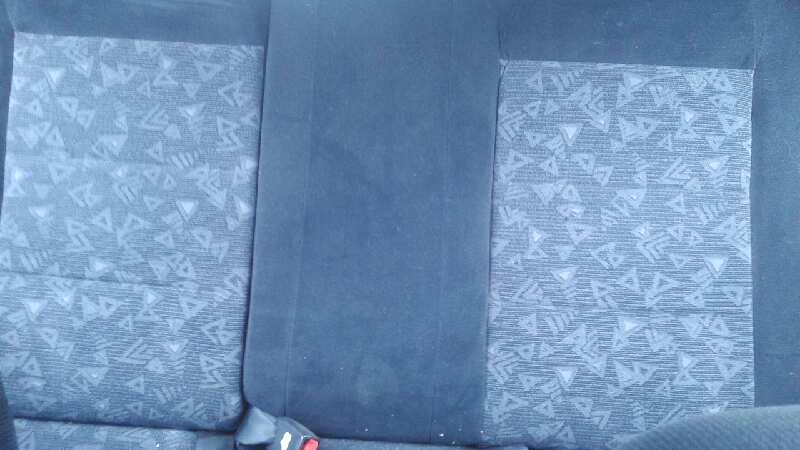 ASIENTO TRASERO MEDIO