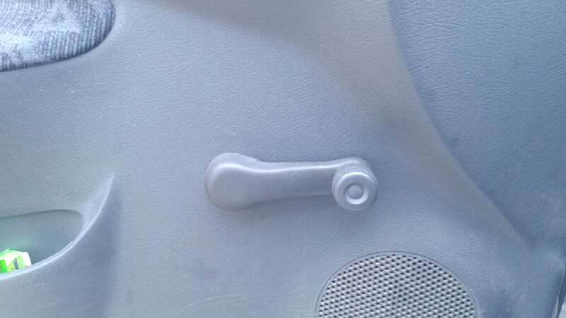 MANDO ELEVALUNAS DELANTERO IZQUIERDO 