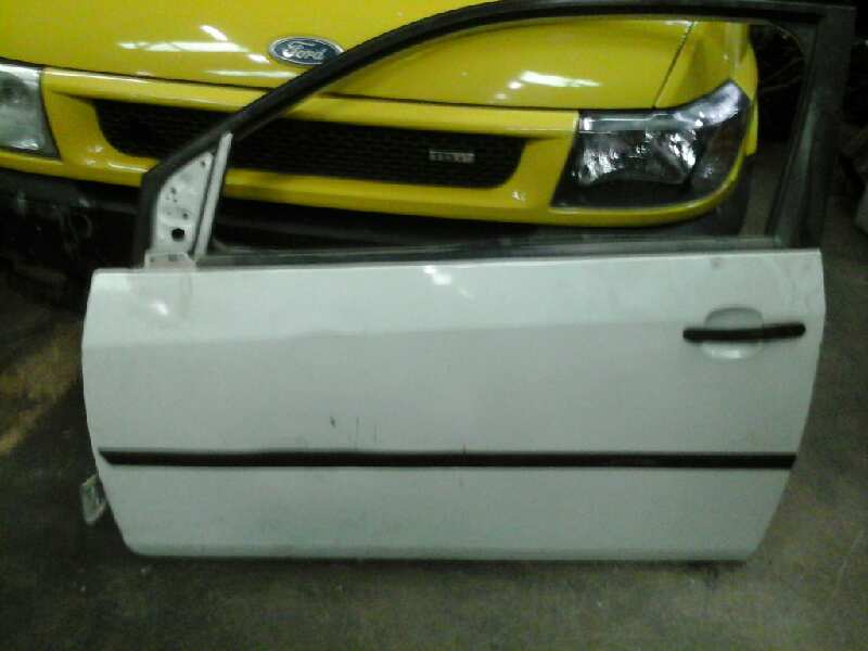 PUERTA DELANTERA IZQUIERDA