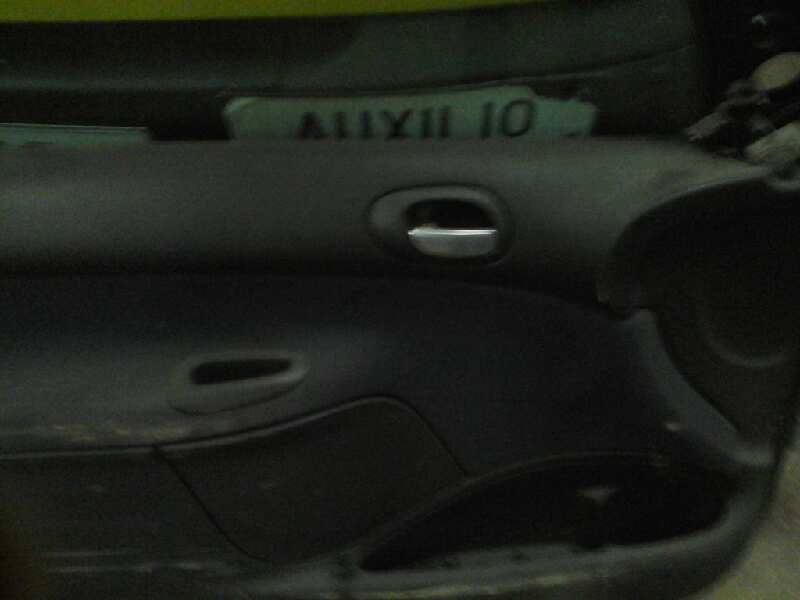 MANETA INTERIOR DELANTERA IZQUIERDA