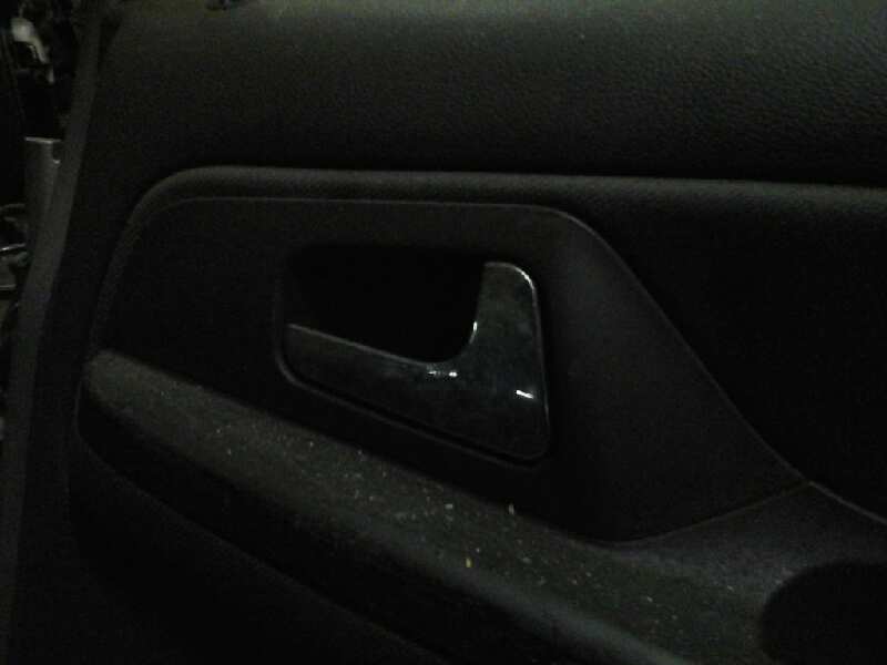 MANETA INTERIOR TRASERA DERECHA