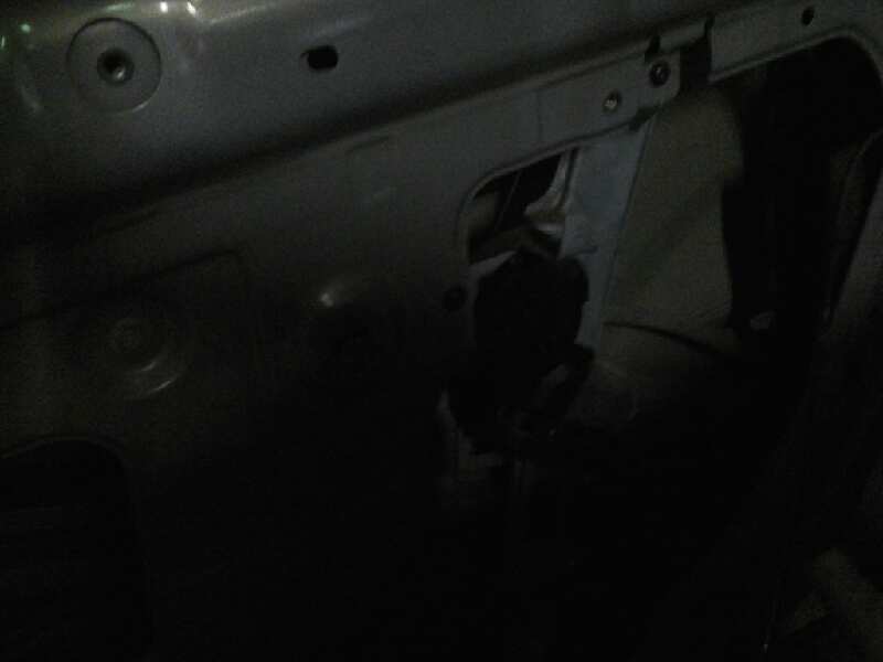 ELEVALUNAS DELANTERO DERECHO