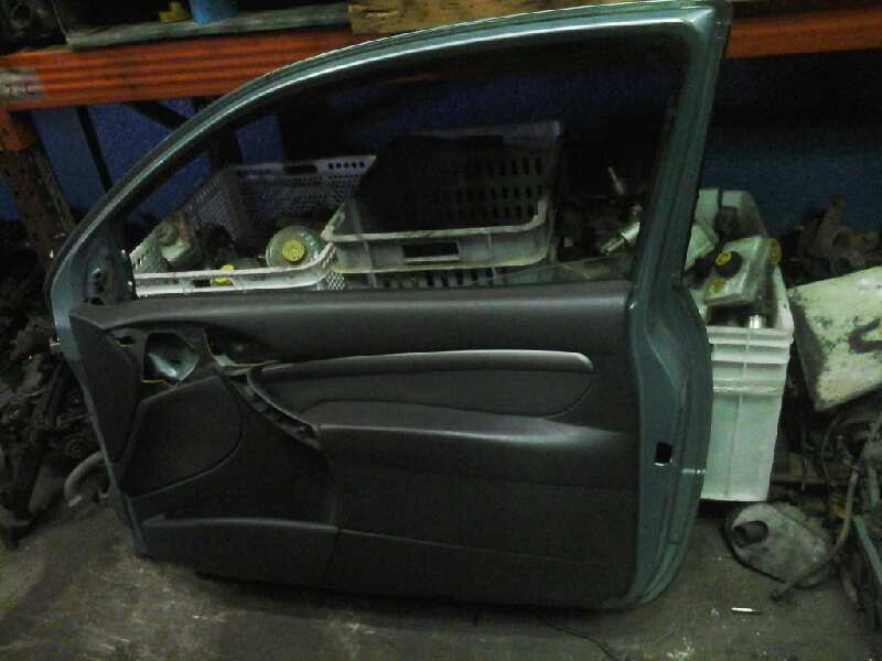 PUERTA DELANTERA DERECHA