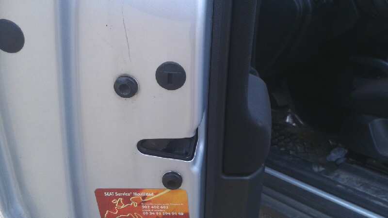 CERRADURA PUERTA DELANTERA IZQUIERDA 