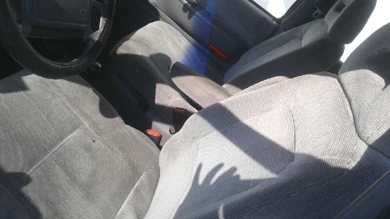 ASIENTO DELANTERO IZQUIERDO