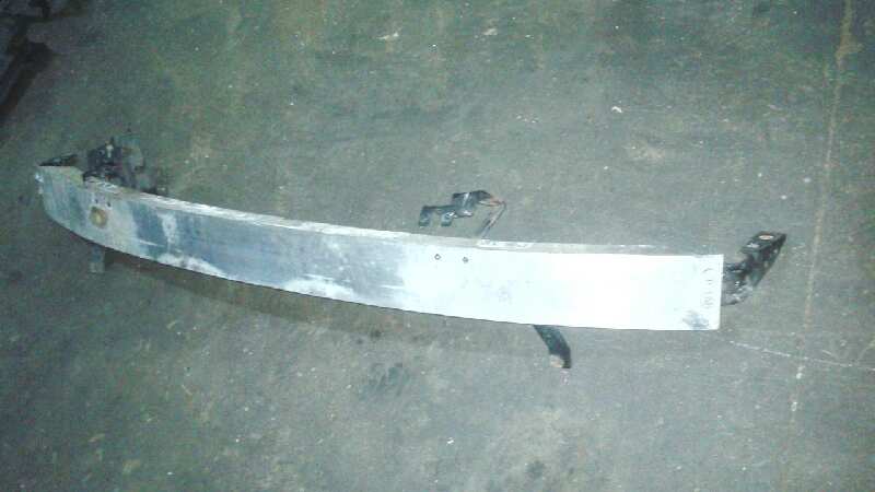 REFUERZO PARAGOLPES DELANTERO