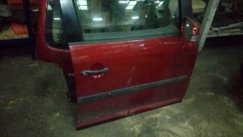 PUERTA DELANTERA DERECHA