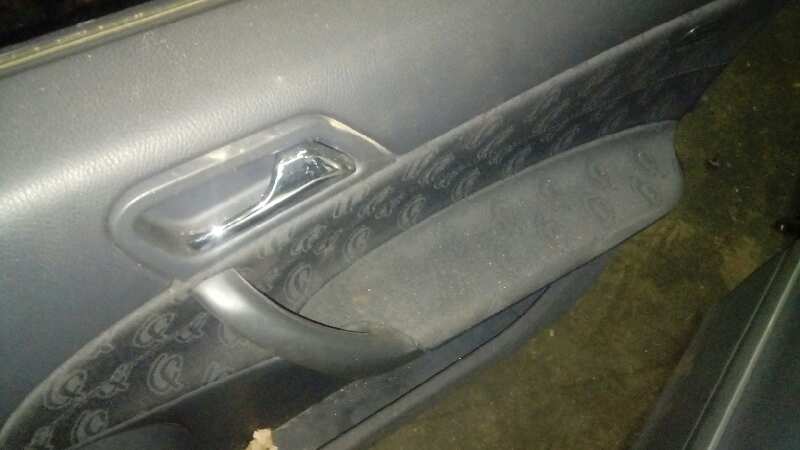 PUERTA DELANTERA DERECHA